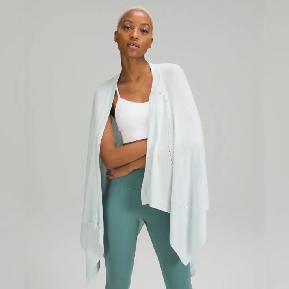 LULULEMON Open Mind Wrap